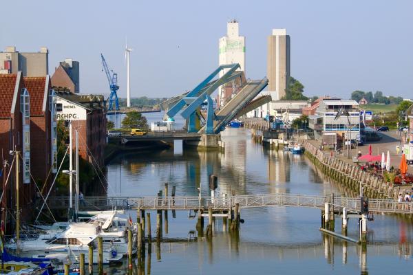 Hafenklappbrücke