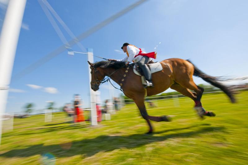 Ringreiter beim Turnier | © Foto Oliver Franke