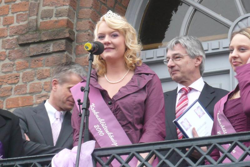 2010: Krokusblütenkönigin Annika | © Tourismus und Stadtmarketing Husum GmbH