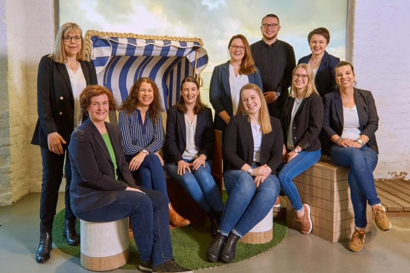 Das Team der Tourismus und Stadtmarketing Husum GmbH | © TSMH / Reinhard Witt 
