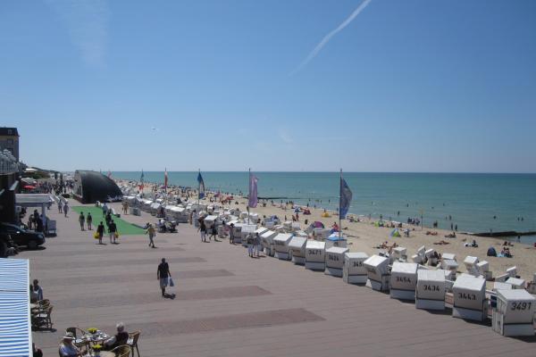 Sylt_Promenade_Hauptstrand