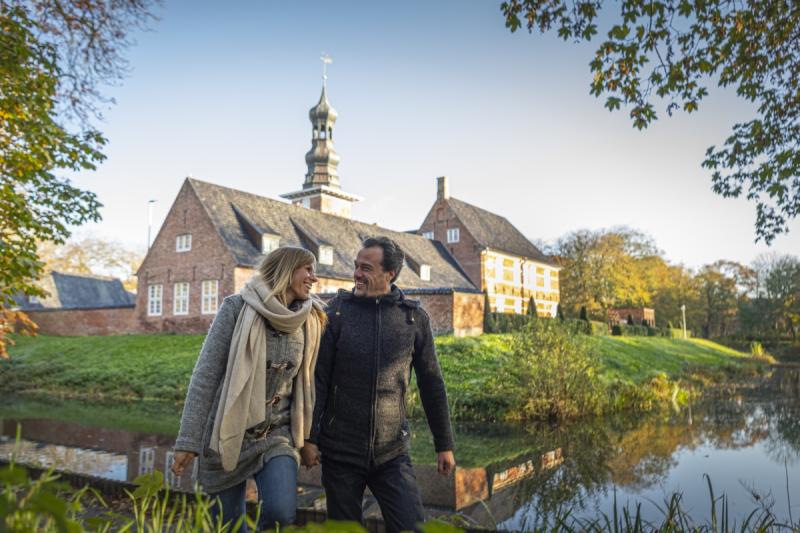 Husumer Schloss im Herbst  | © Foto Oliver Franke