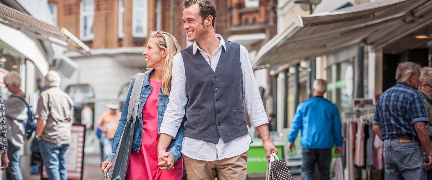 Einkaufen in der Krämerstraße in Husum