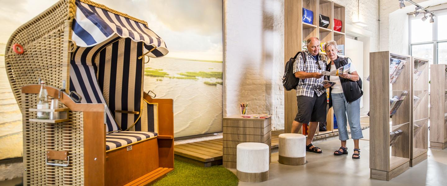 Flyer/Infos in der Husumer Tourist Information